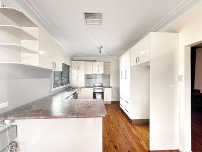 16 Corbett Avenue, Dubbo