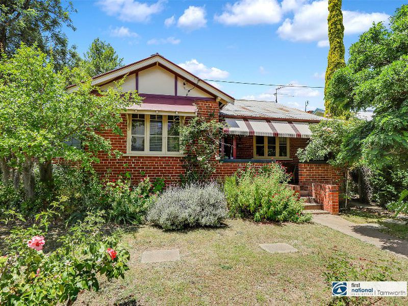 Real Estate Agent Tamworth First National Real Estate Tamworth