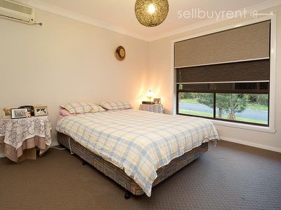 34 MCEWEN CRESCENT, Wodonga