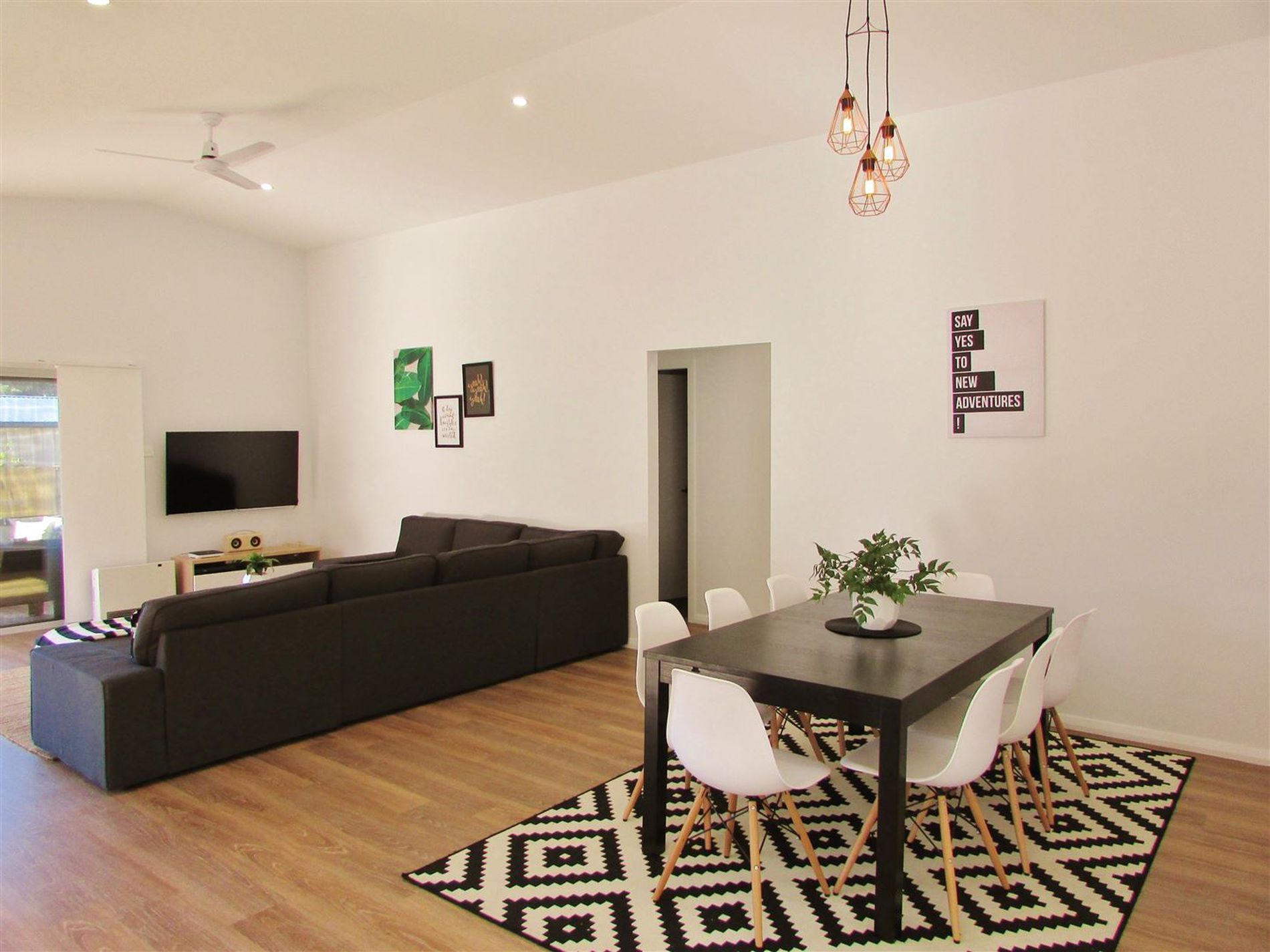 6 Boeing Avenue, Lake Conjola