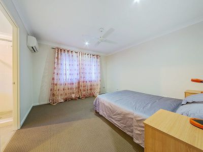 5 Cola Cres, Wynnum West