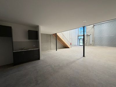 4 Moonah Circuit, Brooklyn