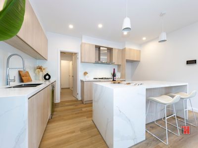 8B Norma Court, Avondale Heights
