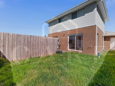 16 Montagna Drive, Clyde