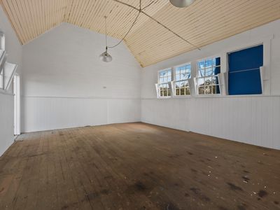 8-10 Royal George Road, Royal George