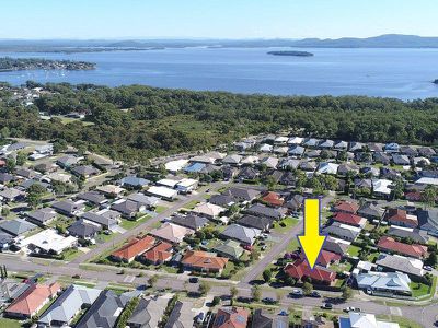 2 Stuarts Way, Tanilba Bay