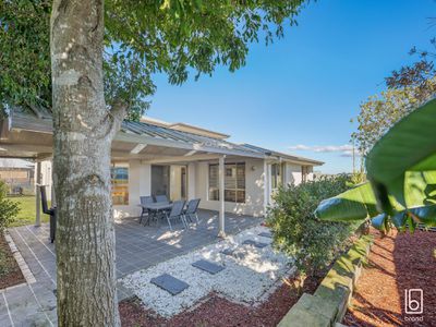 22 Stan Johnson Drive, Hamlyn Terrace
