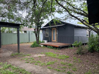 17 Freeburgh Avenue , Mount Beauty