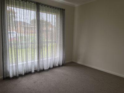5 / 2 Vivian Street, Belmont