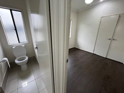 28 Geoghegan Cct , Oran Park