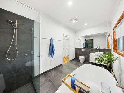 62 Fitzroy Street, Sale