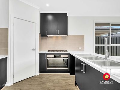 13 Gaynor Avenue, Paralowie