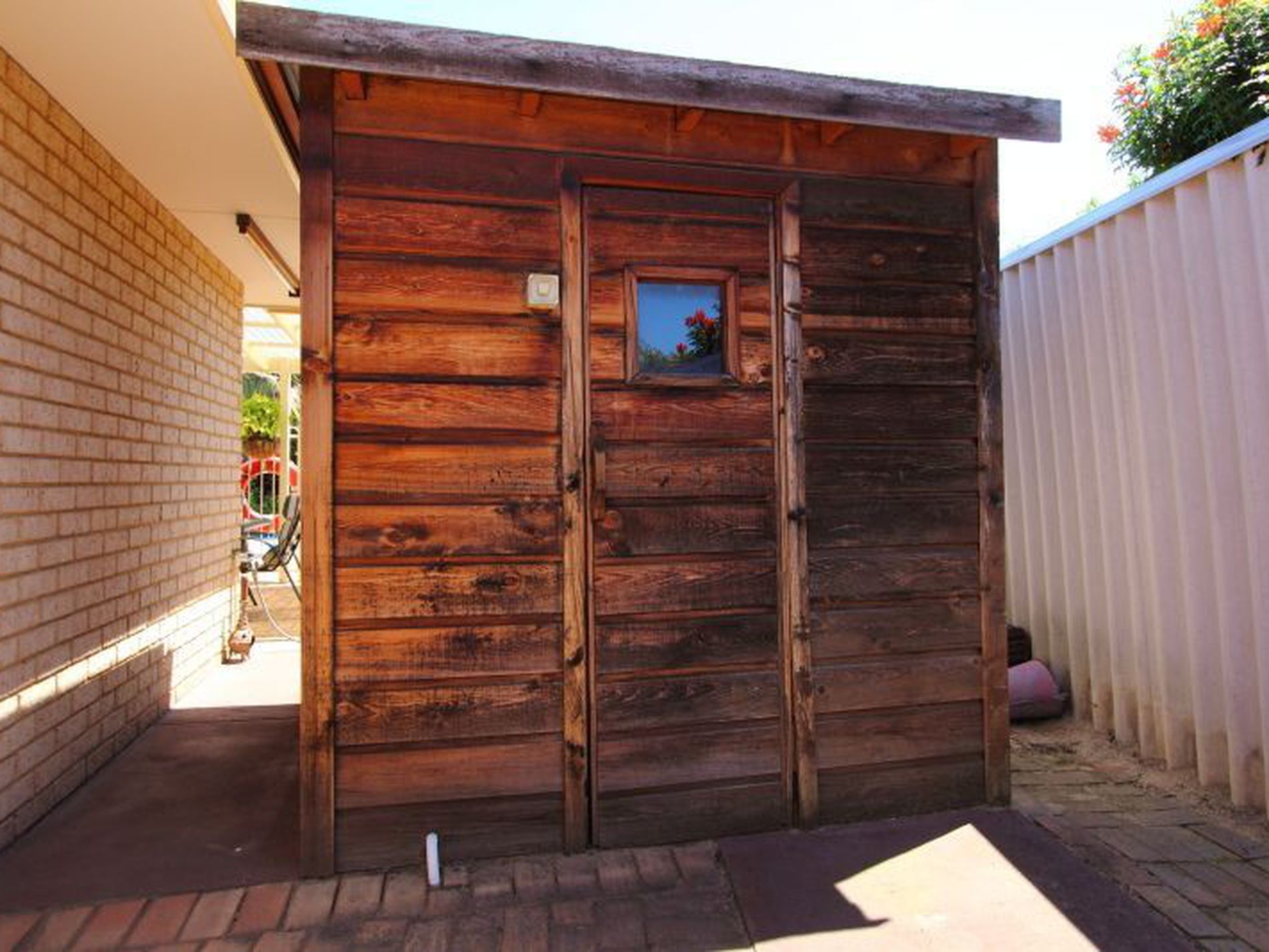 2 Klein Court, Winthrop