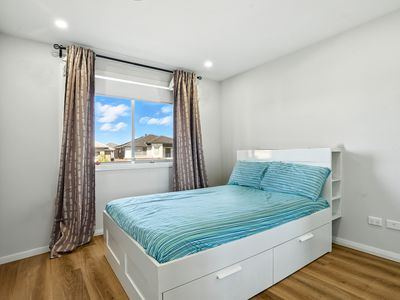 24 Wookey Glade, Riverstone