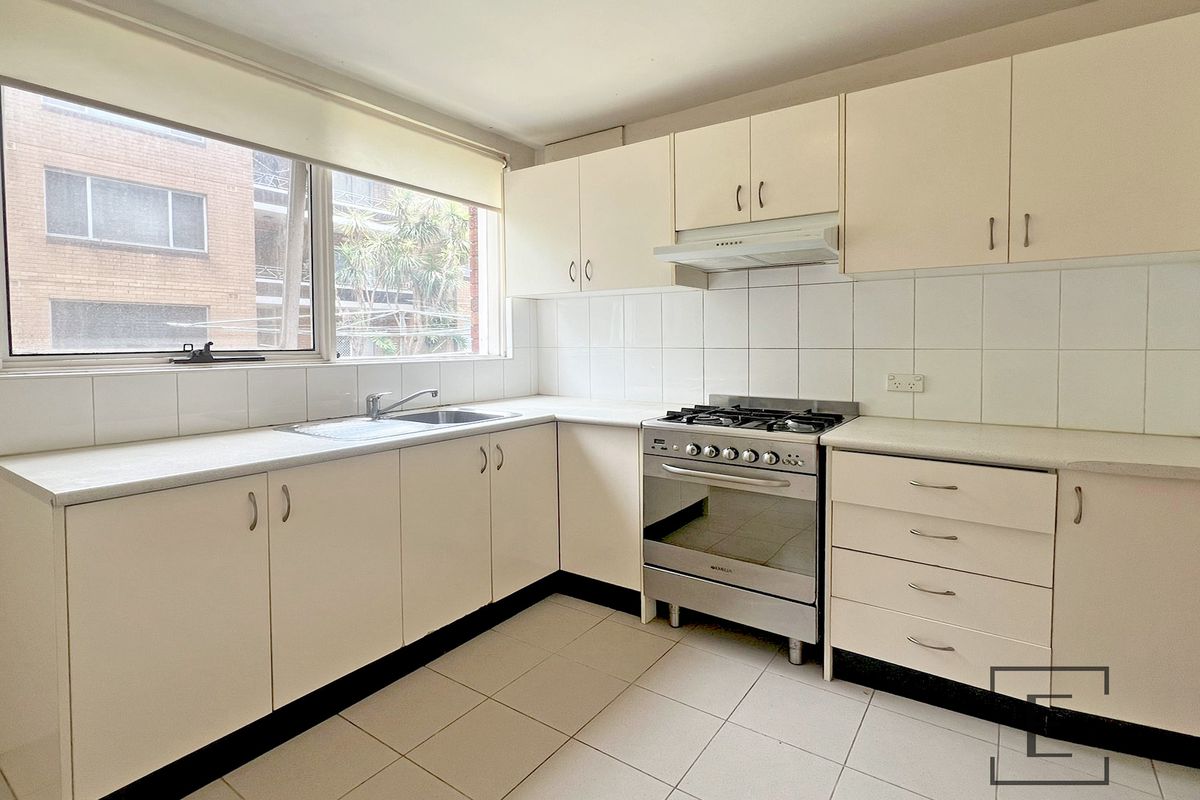 3 / 55 Grosvenor Crescent, Summer Hill