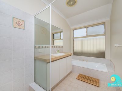 4 Teraglin Vista, Yanchep