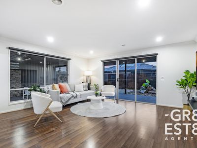 31 RANFURLIE BOULEVARD, Cranbourne West