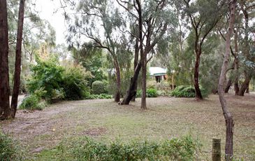 6 Fox Road, Beaconsfield Upper
