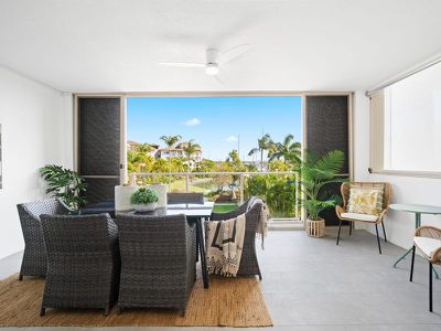 1706 / 1 Rialto Quay Drive, Hope Island