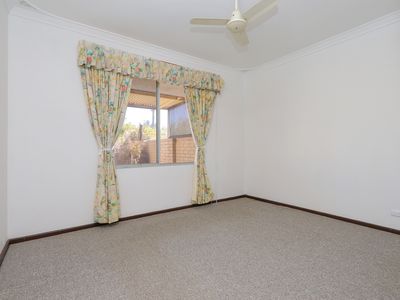 1 / 5 Uldina Place, Pinjarra