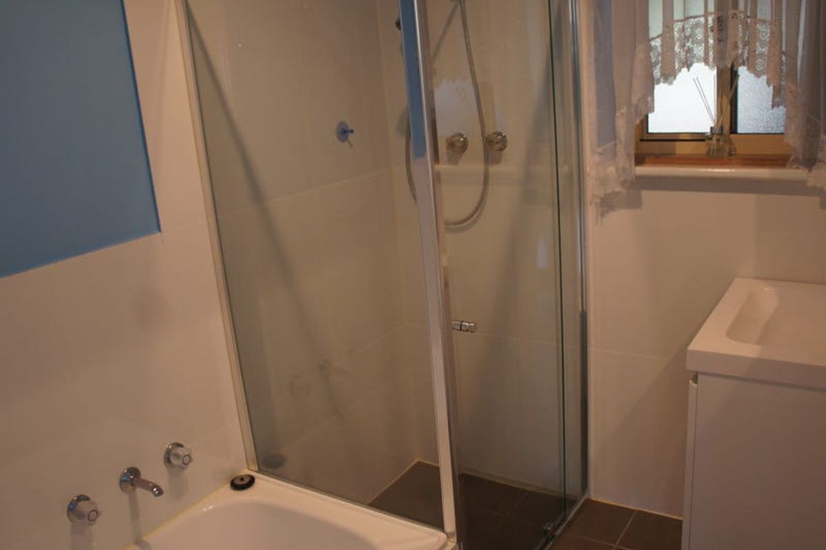 15 Rogers Crescent, Paralowie