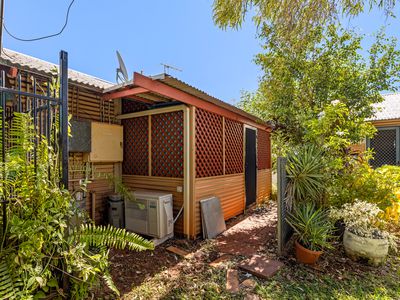 176 / 122 Port Drive, Minyirr