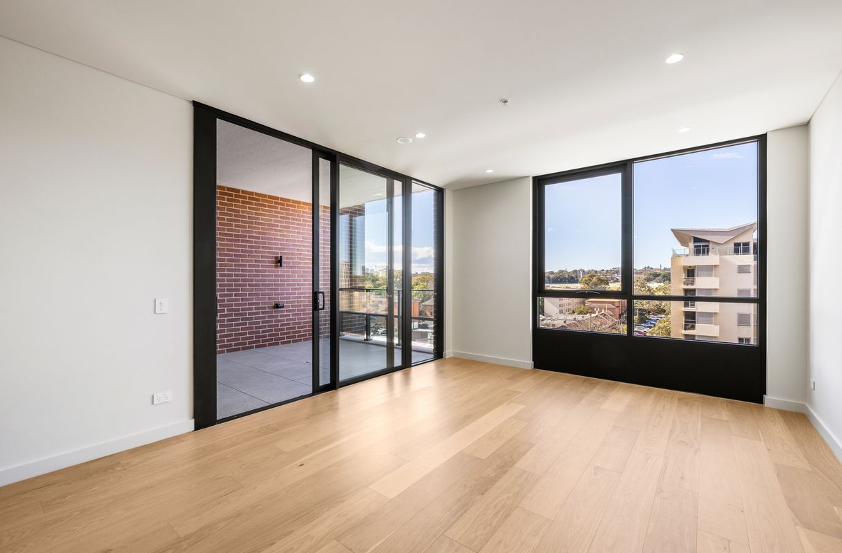 504 / 137 Anzac Parade, Kensington