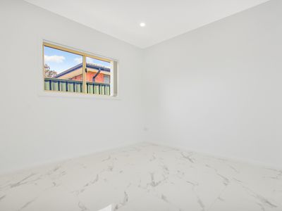 8 & 8A Guerin Street, Doonside