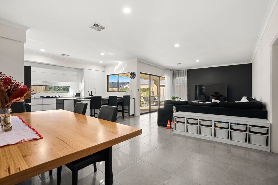 3 MIKADO RISE, Madora Bay