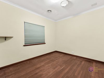 17 Church Street (House), Kelmscott