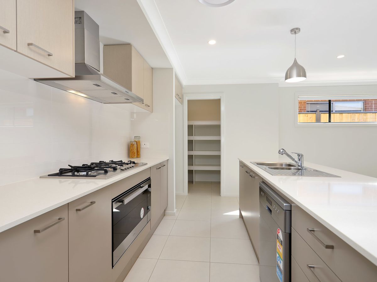 28 Centaurus Way, Box Hill, Box Hill - Thumbnail 6