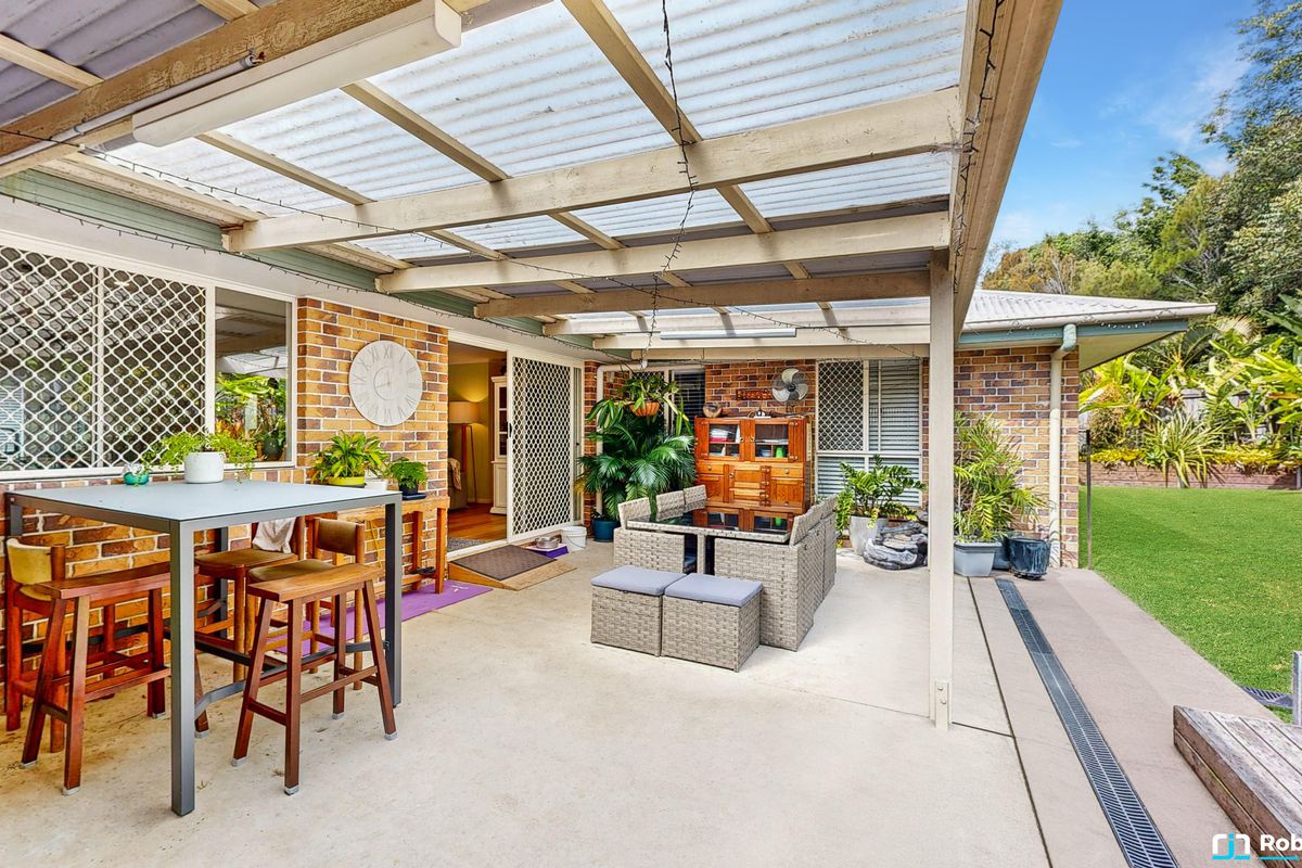 8 Hoylake Court, Tewantin