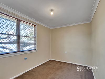 24 Yulong Street, Dubbo