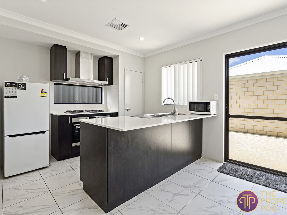 12 Anzac Crescent, Byford