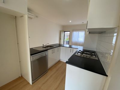 7 / 2-6 Kelly Street, Werribee