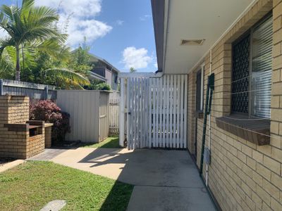 2 / 98 Milton Street, Mackay