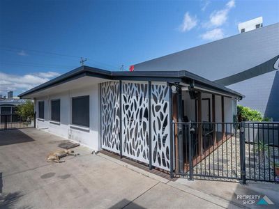 176 Scott Street, Bungalow