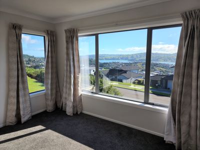 84a and 84b Endeavour Drive, Whitby
