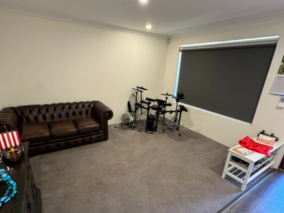 38 Peridot Turn, Banksia Grove