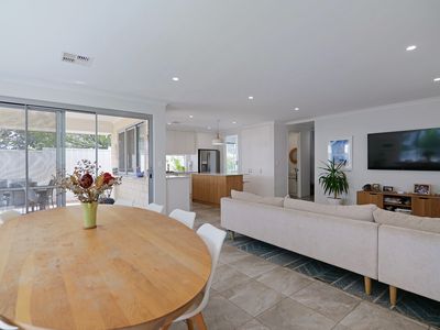 269 Flamborough Street, Doubleview