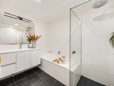 21 Henley Beach Road, Mile End