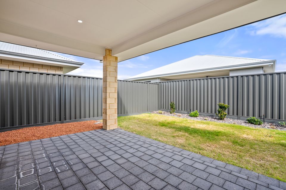 10 Gunwale Avenue, Port Kennedy