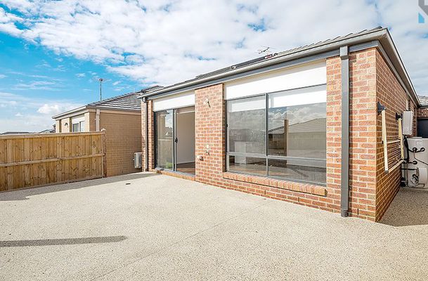 57 Docker Circuit, Mickleham