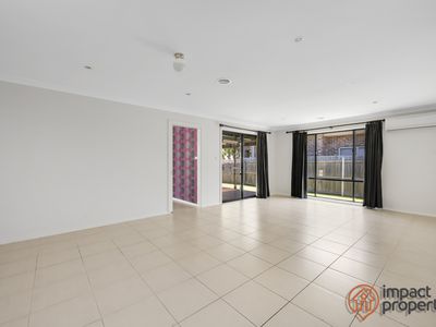 19 Patrick White Circuit, Franklin