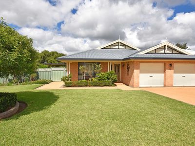 14 Robina Crescent, Dubbo