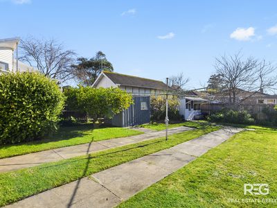 42 UPPER SKENE STREET, Newtown