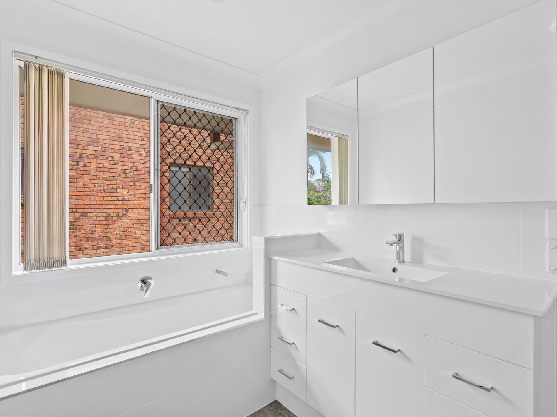 16 Falstaff Street, Sunnybank Hills