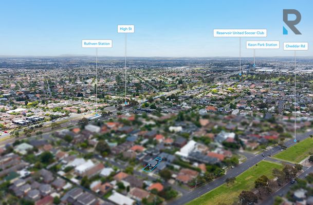 1 / 2 White Street, Reservoir