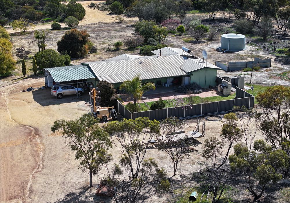 'Kamdarley' & 'King View', Hyden