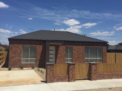 90 Tarneit Street, Werribee